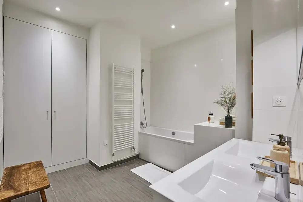 Superb Apartment in the Heart of Paris - photo 8