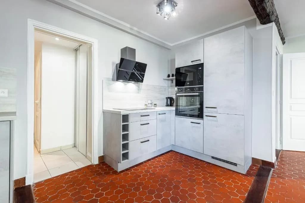 Large 3 Bdr Old Town - AC - photo 15