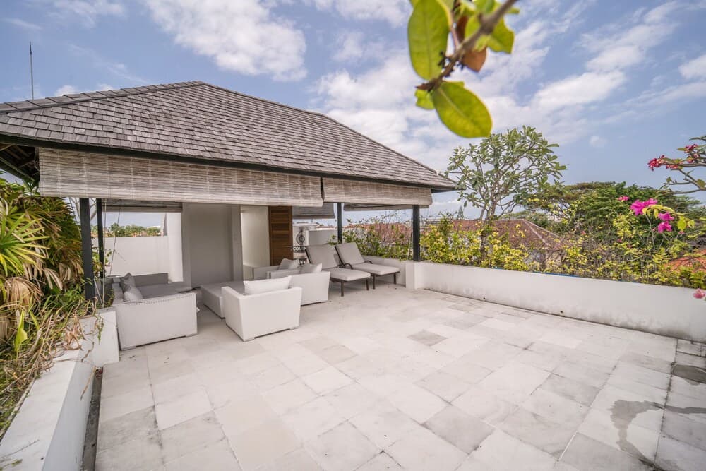 Levi Villa - photo 17