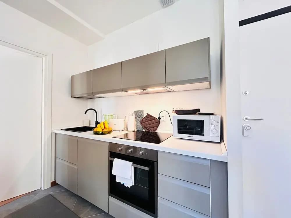 Moderno Bilocale con Terrazzo e Parcheggio - photo 14
