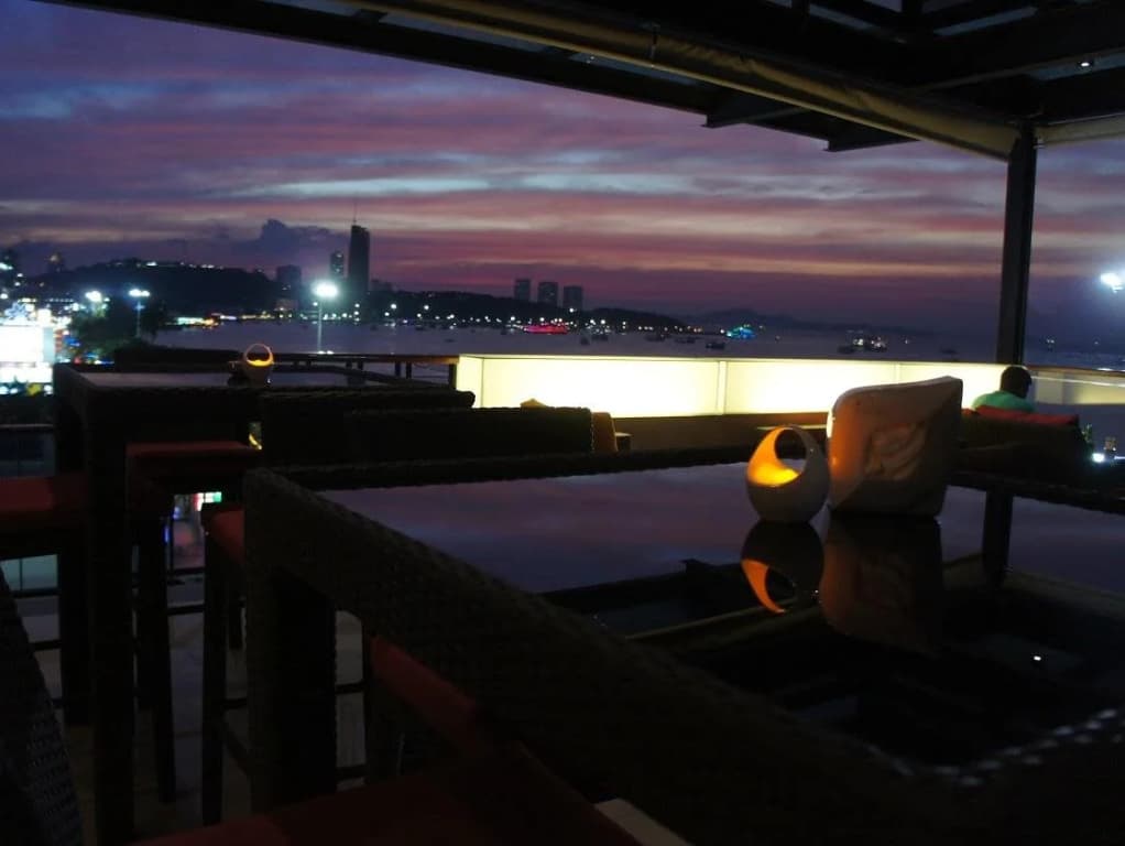 Serenotel Pattaya Beach Front - photo 32
