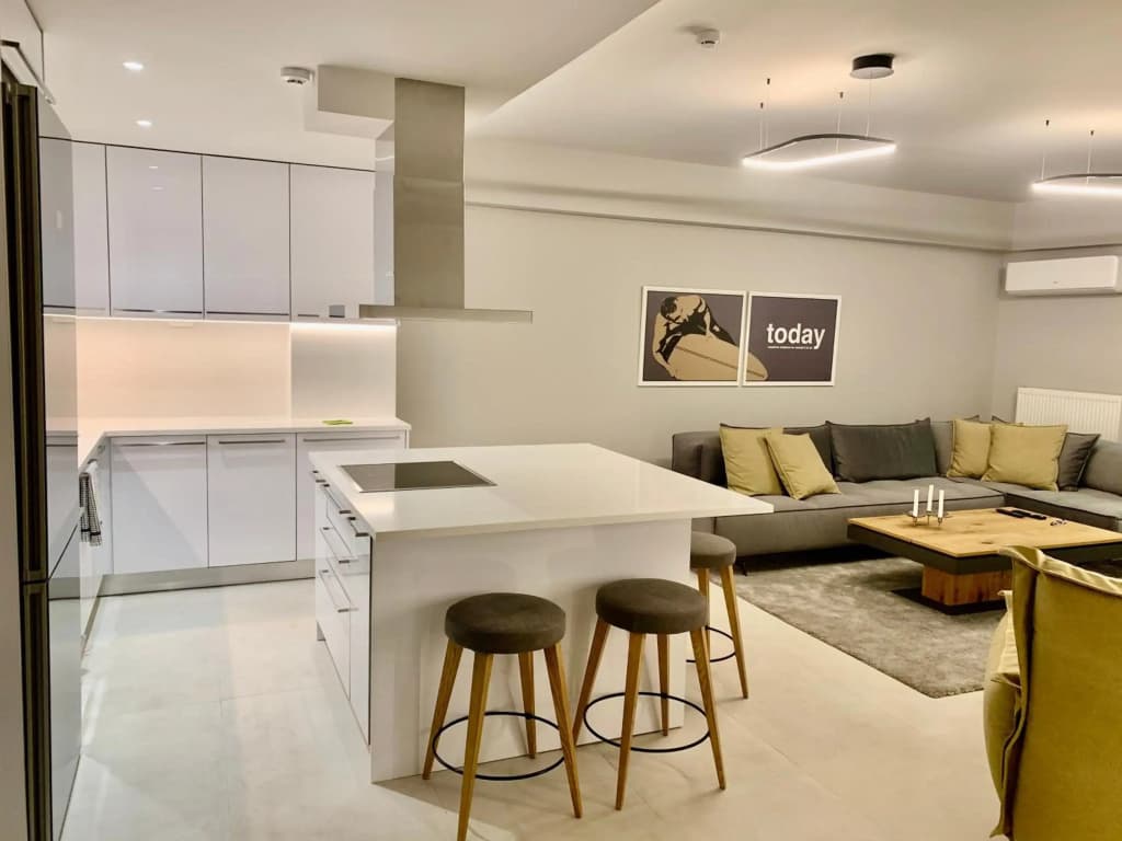 Fab New Flat in Central Athens w/ Acropolis Views - photo 9