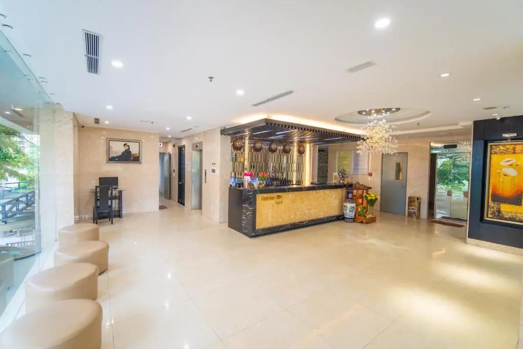 Golden Star Hotel - photo 17