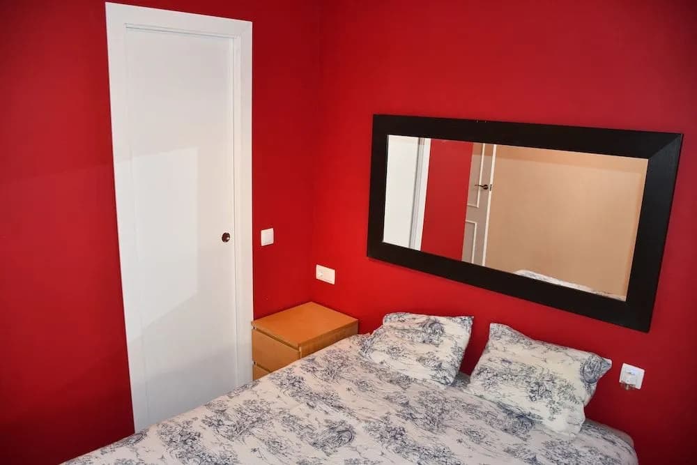 Three Bedroom Apartment in Sants - photo 10