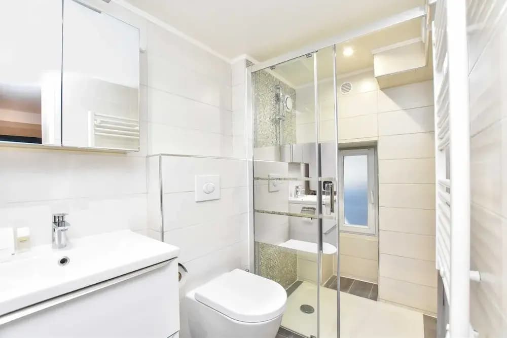Modern Studio in the Heart of Paris - photo 9