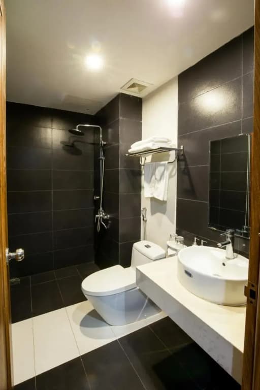 Yến Vy Hotel - photo 1