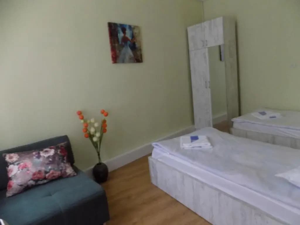 Apartament Old Yard - photo 4