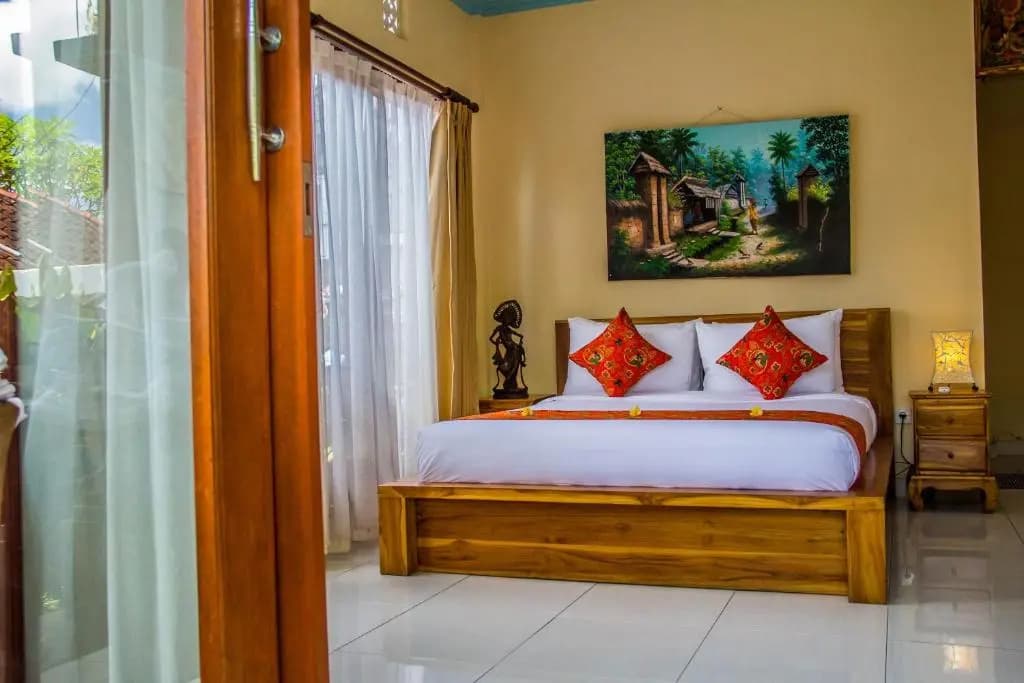 Kubu Loris Residence - main photo