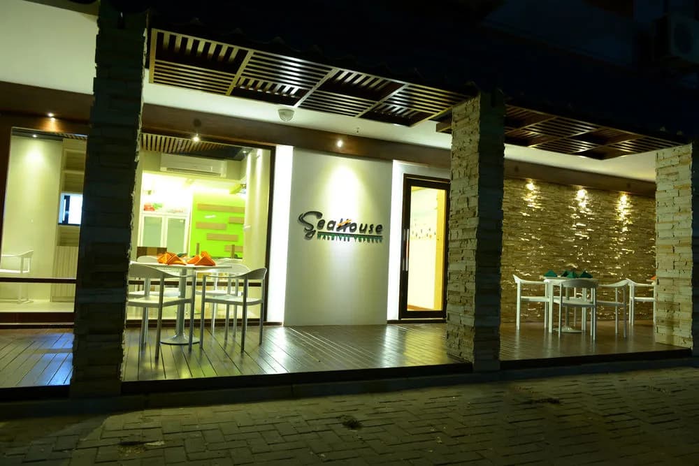 SeaHouse TopDeck Hotel Maldives - photo 17