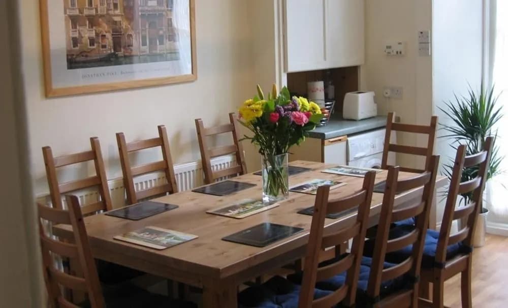 Silver Lining - Mile Apartments - photo 24
