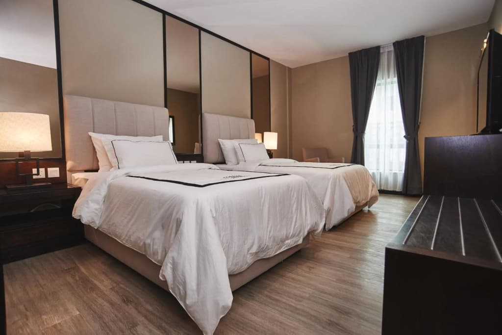 Corsica Hotel - photo 3