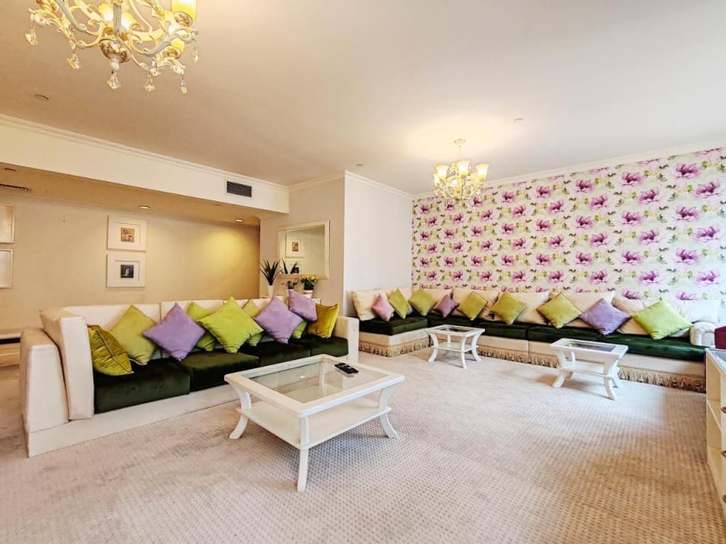 Dubai Marina beautiful apartment with water view - photo 2