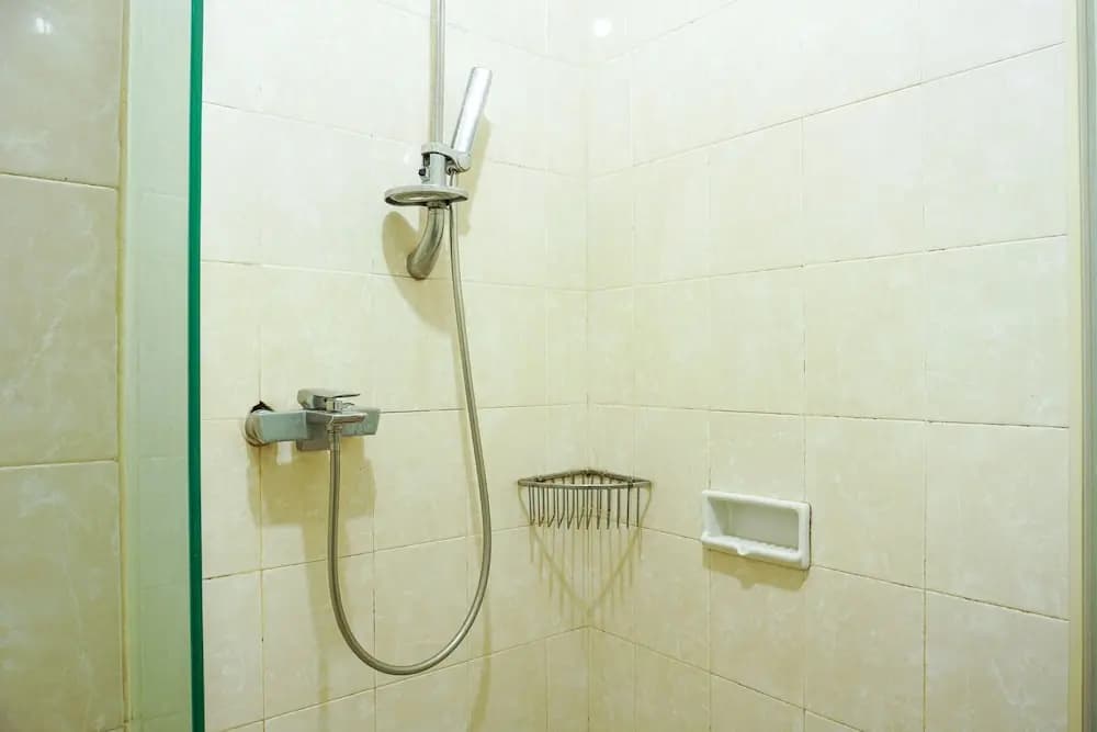 1BR Apartment at Cosmo Mansion near Grand Indonesia - photo 6