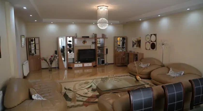 Five Star Apartment - photo 5