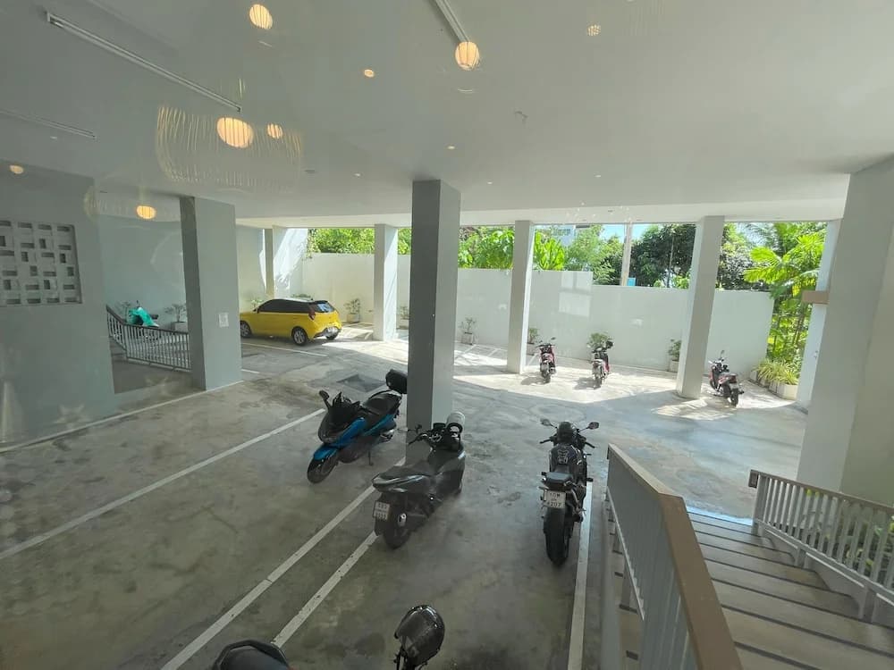 Apartment at Palmetto Condo by Lofty - photo 20