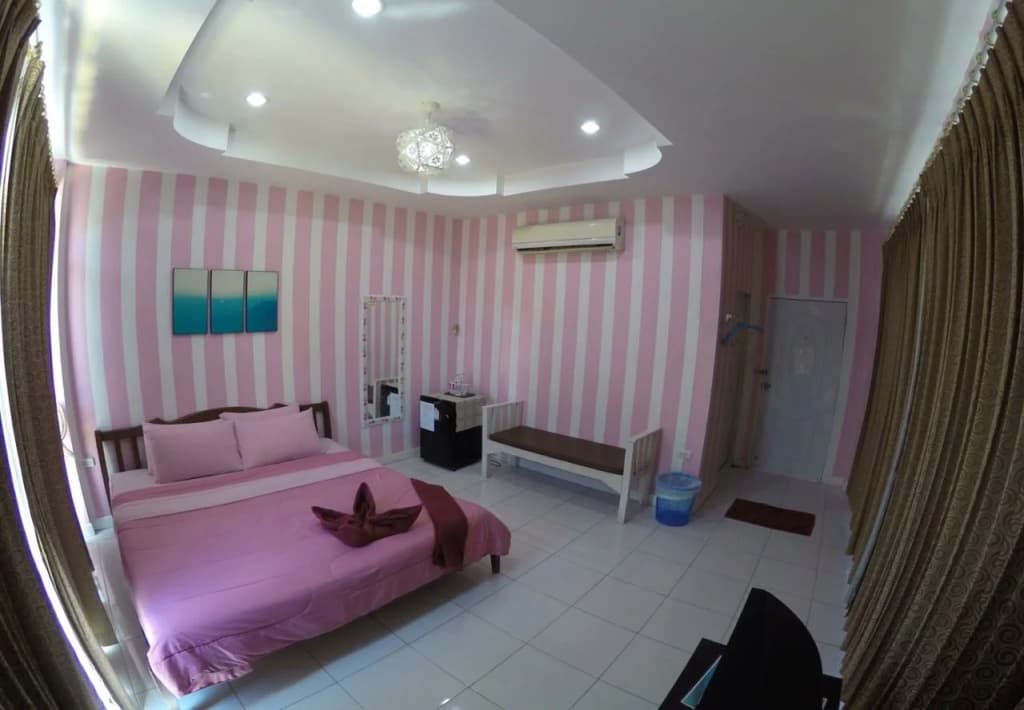 Baan Rak Nam - photo 2
