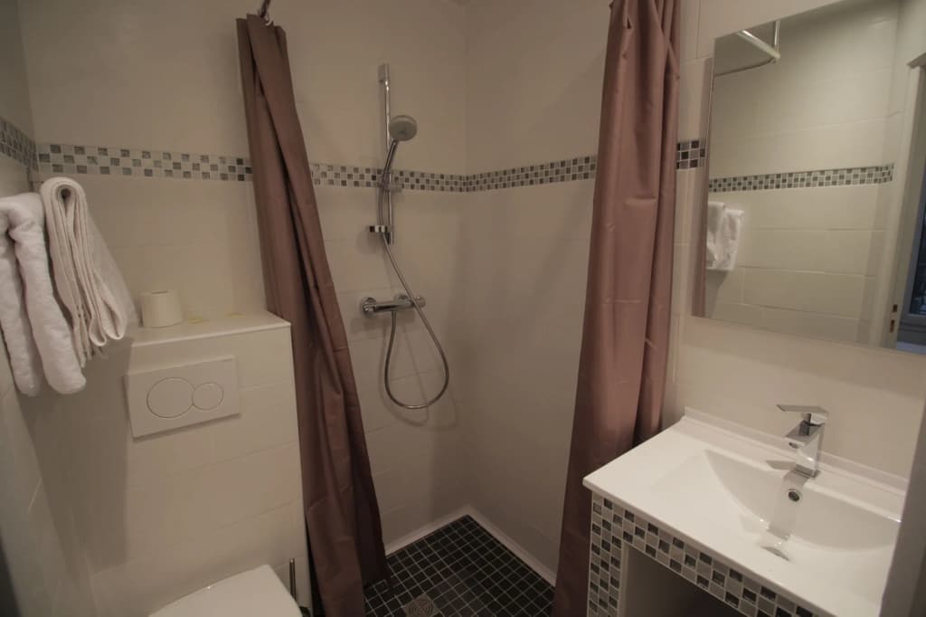 Modern's Hotel - photo 11