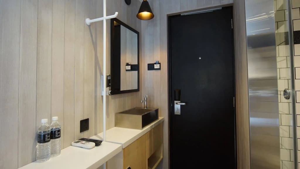 Container Hotel - photo 8