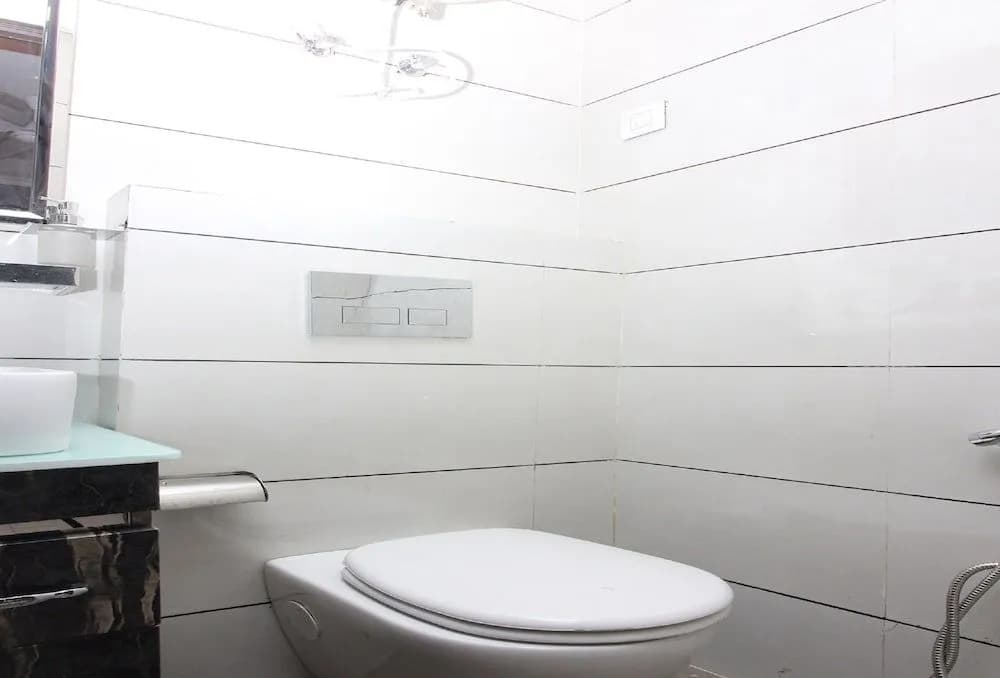OYO Flagship 24120 Chugh House - photo 6