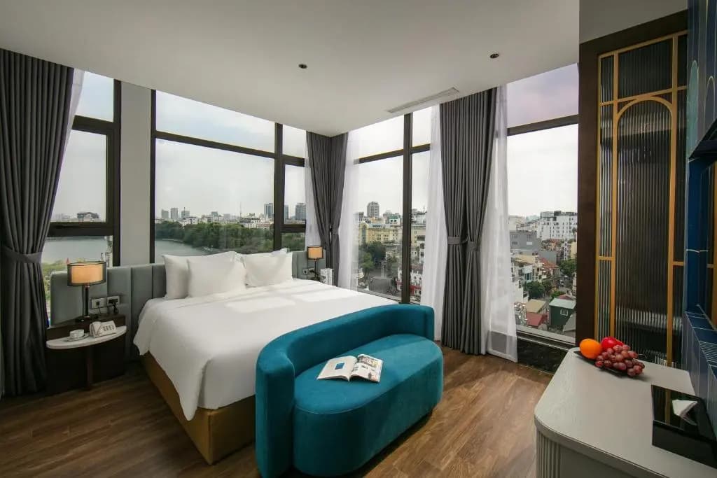 May De Ville Lakeside Hotel - photo 40