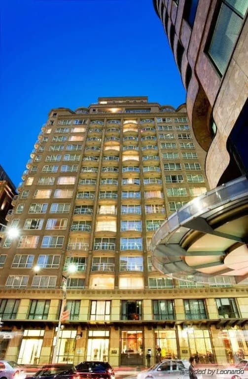 Mantra 2 Bond Street Sydney - photo 1