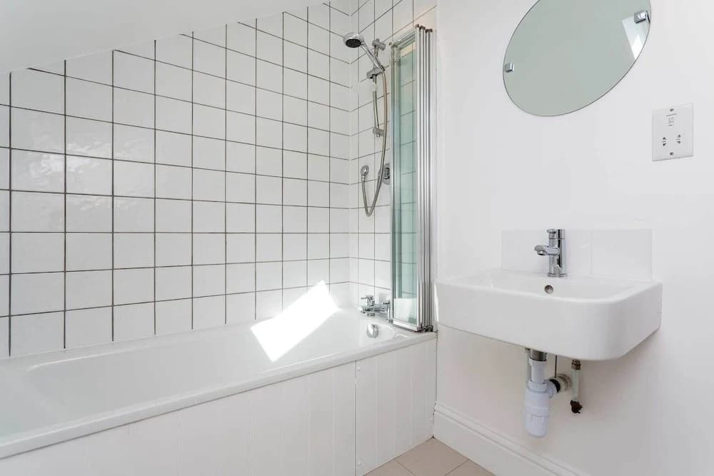 Hammersmith Oasis - photo 7
