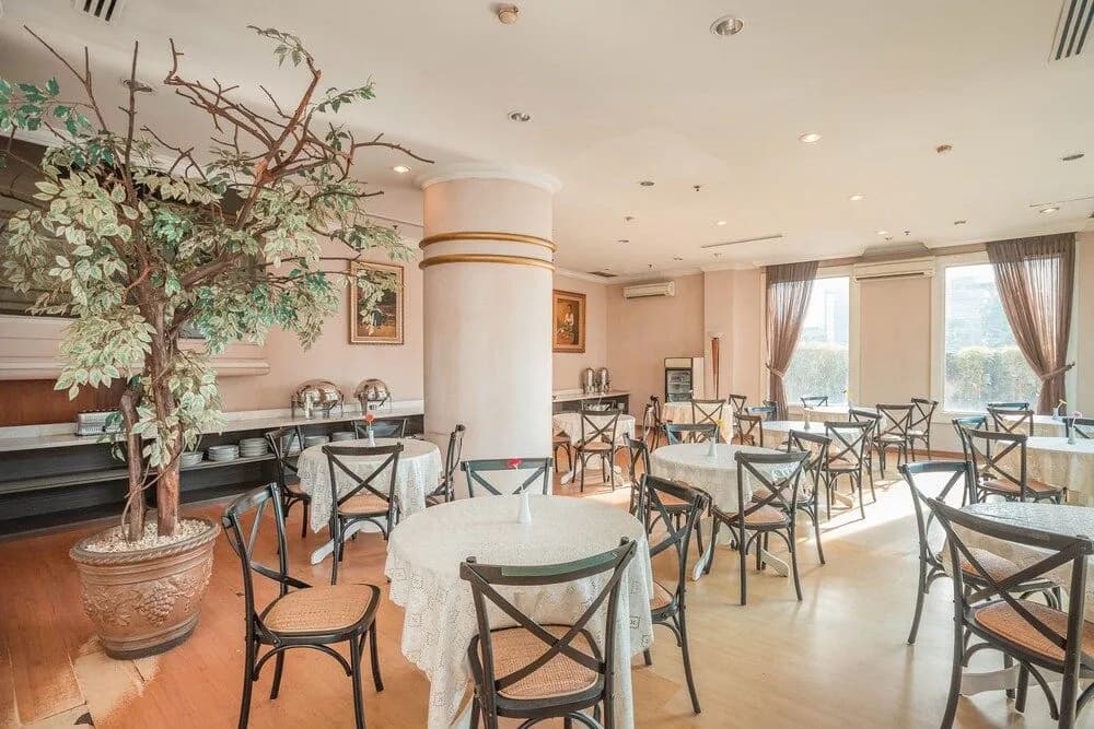 OYO 784 Hotel Bulevar - photo 15