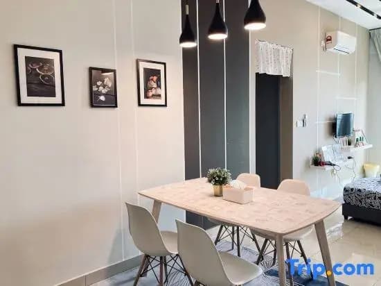 Maple Residence 2 BR|5 pax|2 min to KSL mall - photo 1