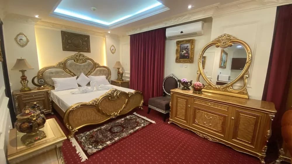 Majestic Hotel - photo 19