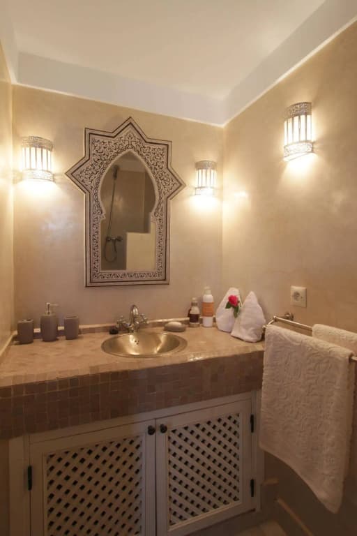 Riad Massiba - photo 15