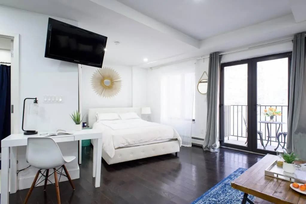 809-4b Studio Balcony W D Prime Location - photo 3