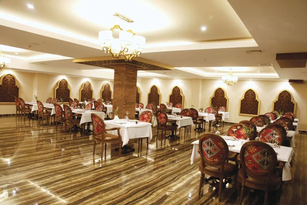 Quattro Beach Spa & Resort Hotel - photo 28