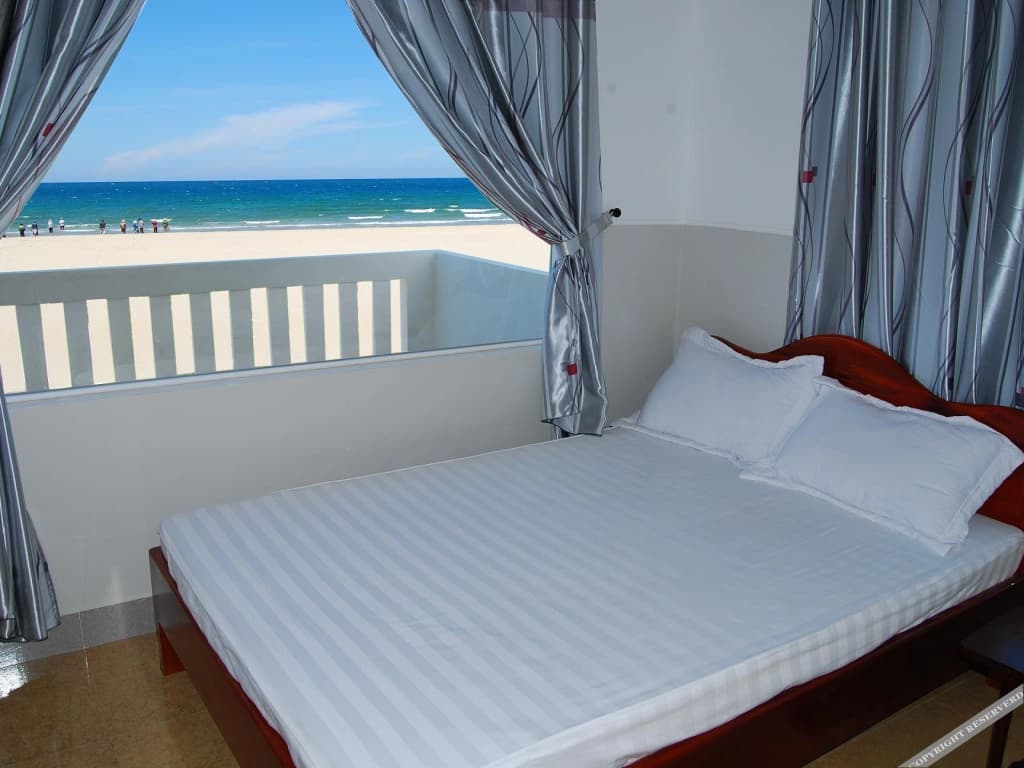Bien Song Hotel Danang - photo 2