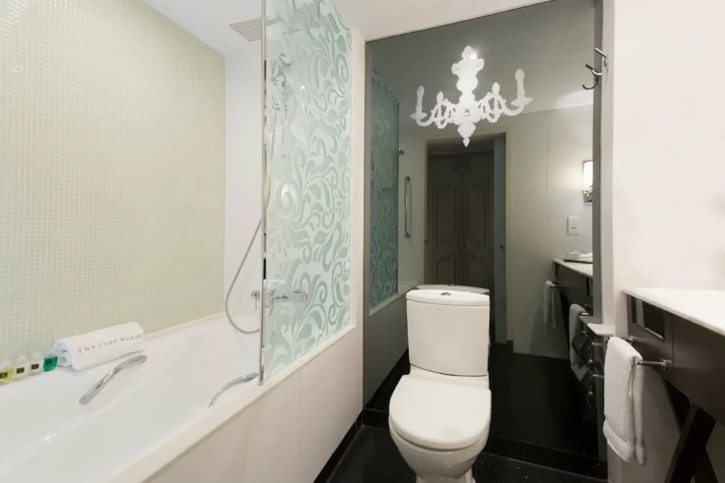 The Luxe Manor - photo 44