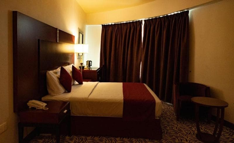 Mra Grand Hotel - main photo