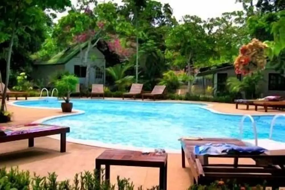 Harry's Bungalows & Restaurant - photo 15