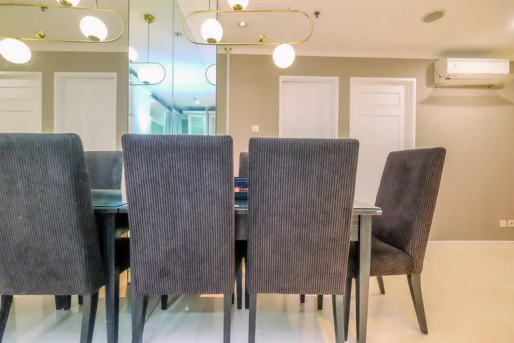 Elegant And Comfort 2Br Apartment At Fx Residence - photo 14