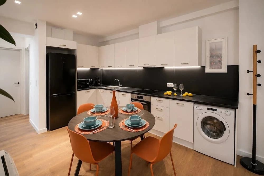 LIV - Upscale Athenian Apartment 3A - photo 9