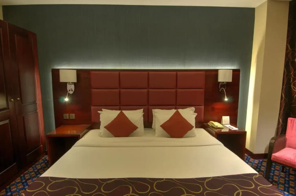 Ramee Guestline Hotel Qurum - photo 7