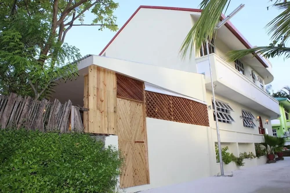 Hanifaru Transit Inn - photo 21