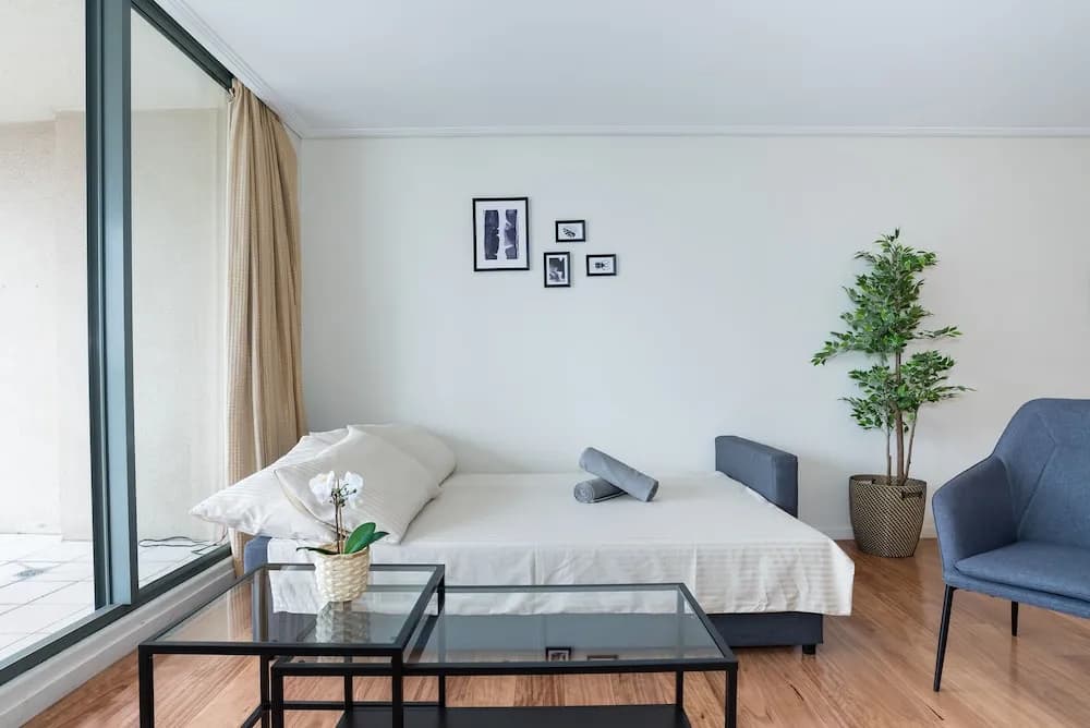 Sydney CBD Self-Contained Studio Apartment (2806PT) - photo 2