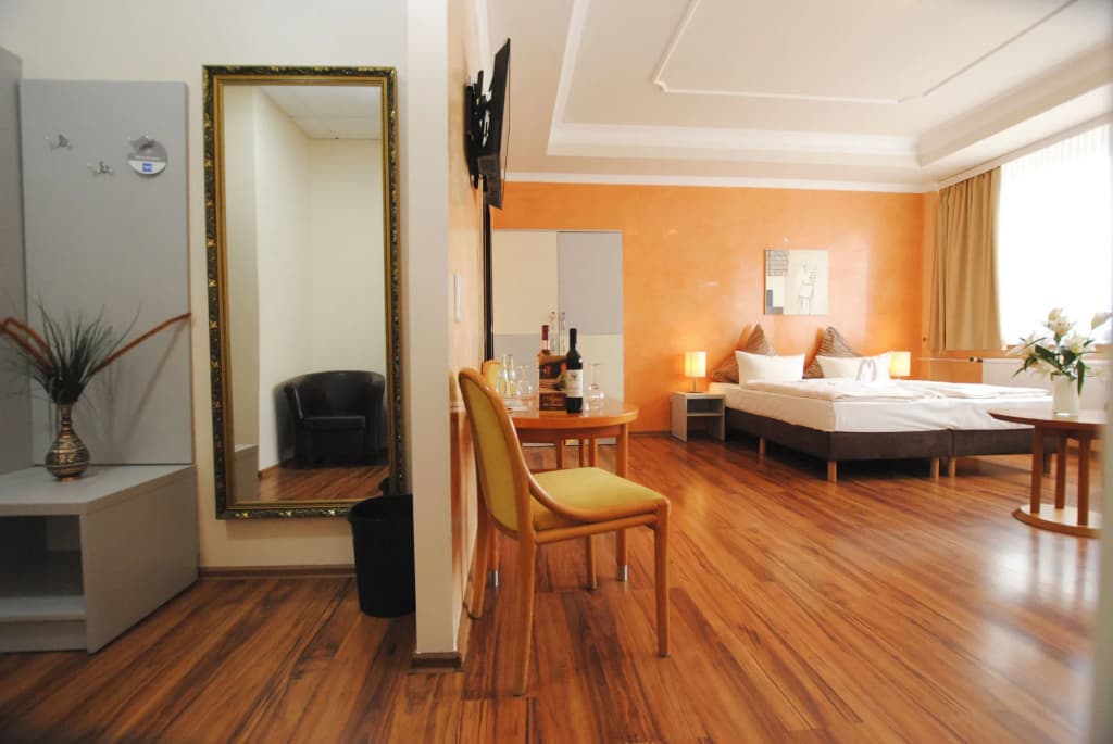 The Aga's Hotel Berlin - photo 6
