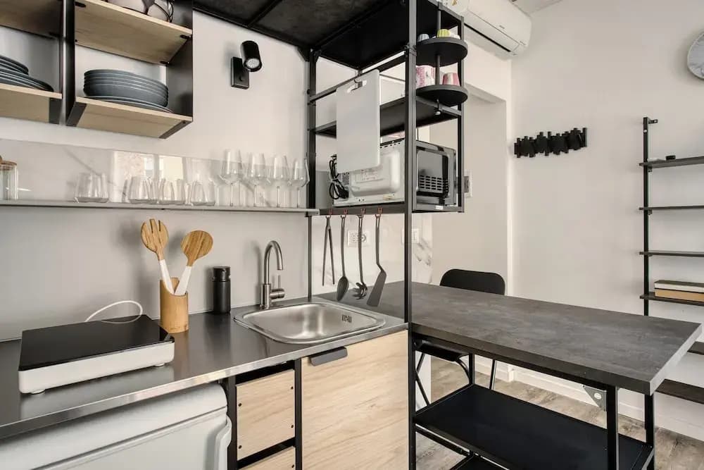 Stylish Studios near Subway - photo 18