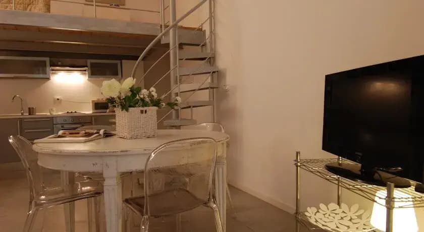 Domenichino Halldis Apartment - photo 8