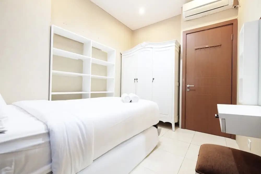 Classy Apartment @ MT Haryono Square - photo 3