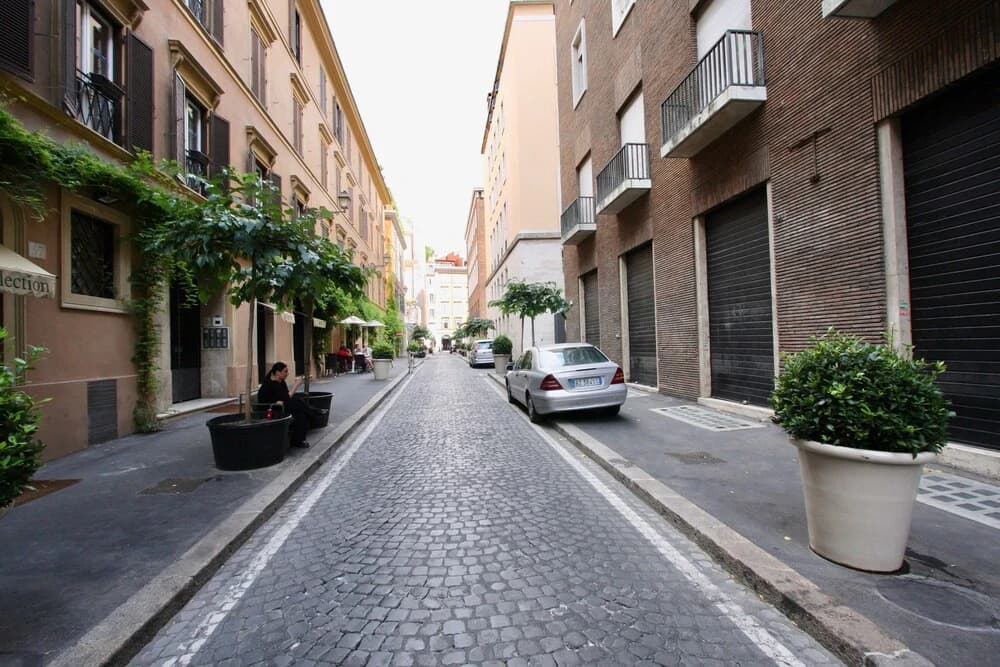 Travel & Stay - Frezza Red - photo 1