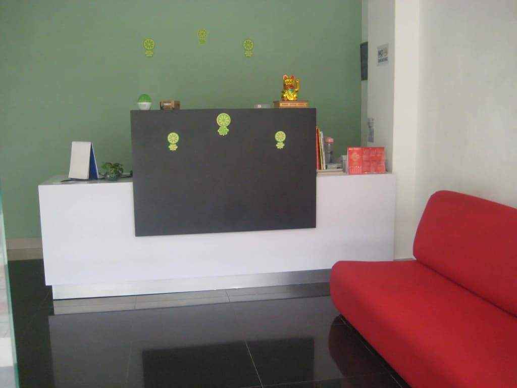 Greenleaf Hotel & Cafe PLT - photo 2