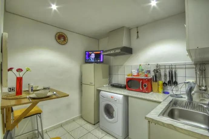 Opera Guesthouse Apartments - main photo
