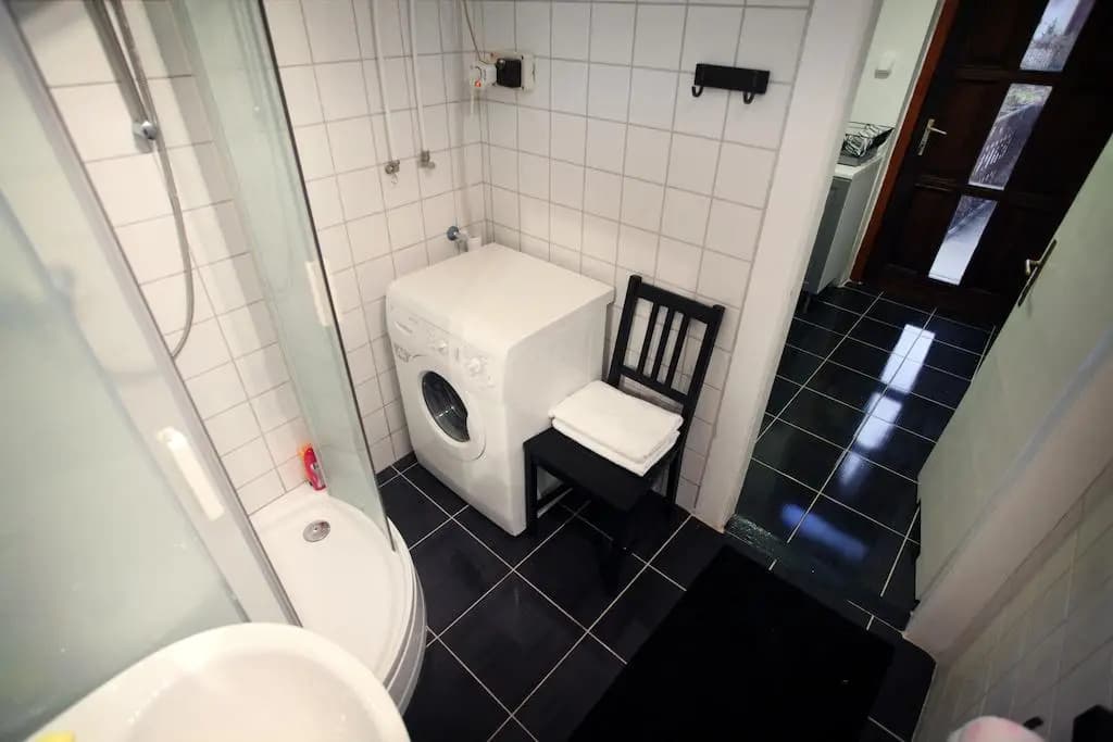 Trendy Equipped Apartment - photo 7