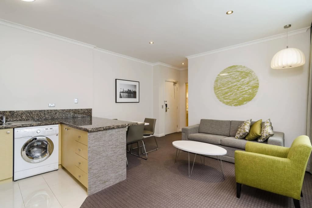 Clarion Suites Gateway - photo 29